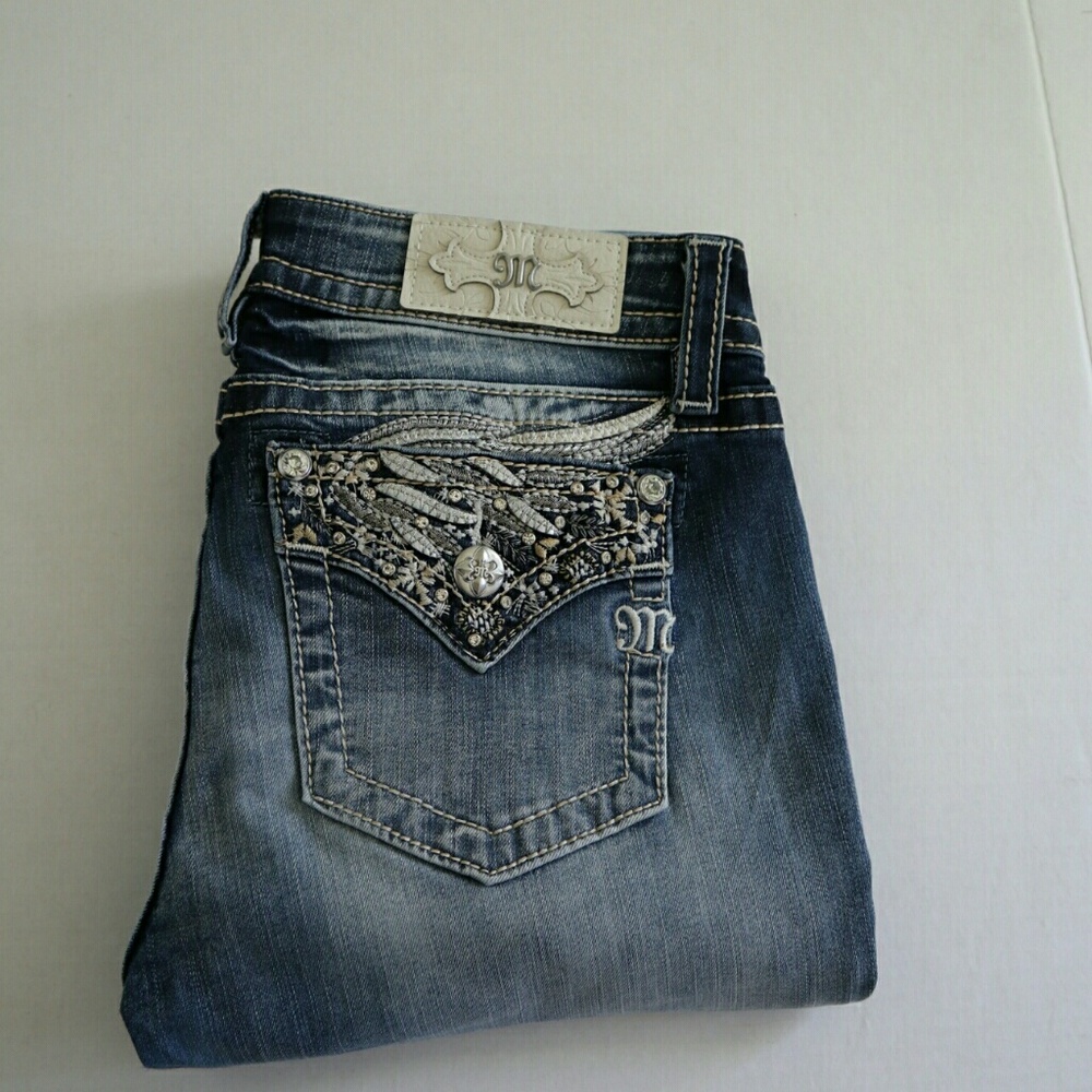 Miss me signature crop jeans mid size 28